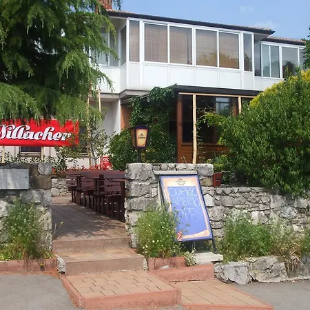 Osterija Na Planinci Couette-café 4*