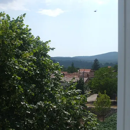 Bed & Breakfast Osterija Na Planinci Divača