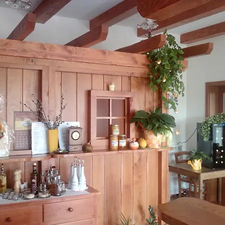 Osterija Na Planinci - Skocjan Caves B&B