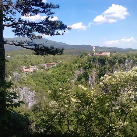 Osterija Na Planinci - Skocjan Caves B&B Divača
