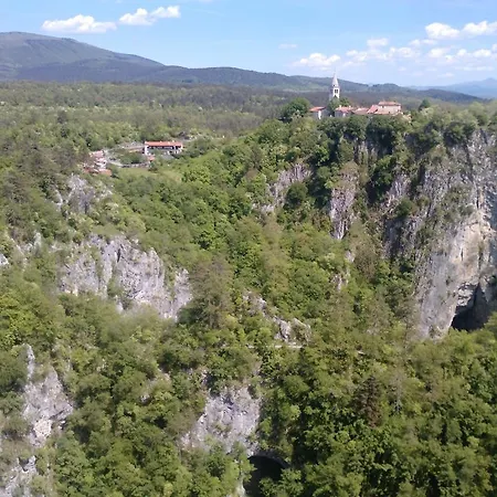 B&B Osterija Na Planinci - Skocjan Caves Divača