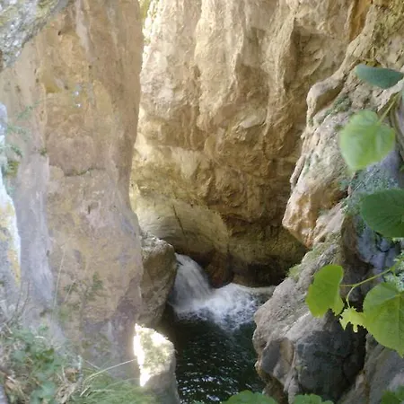 Osterija Na Planinci - Skocjan Caves Bed & Breakfast 3*