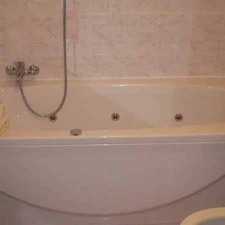 Osterija Na Planinci 3* Divača