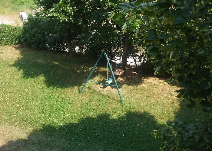 Osterija Na Planinci Oda ve Kahvaltı 4*