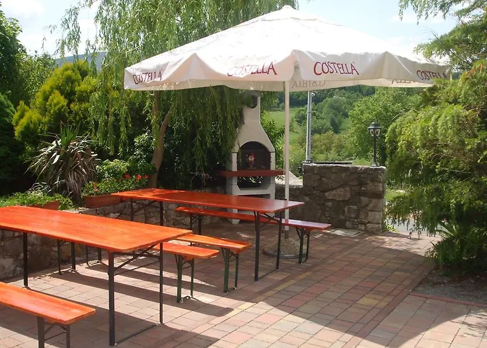 Osterija Na Planinci Bed & Breakfast