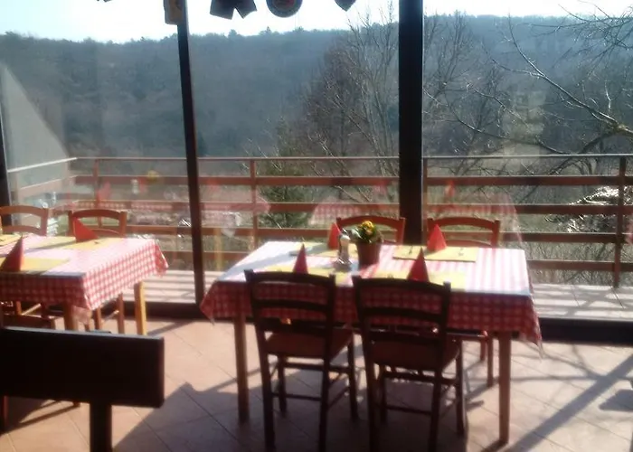 Osterija Na Planinci 4* Divača