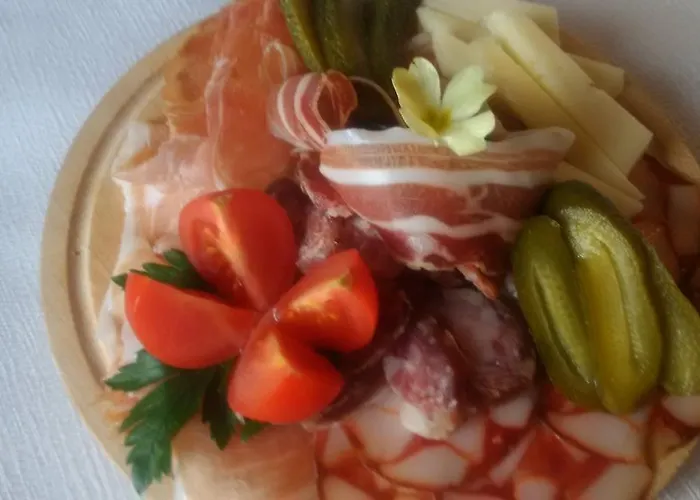 Oda ve Kahvaltı Osterija Na Planinci Divača