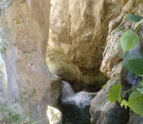 Osterija Na Planinci فندق مبيت وإفطار 4*