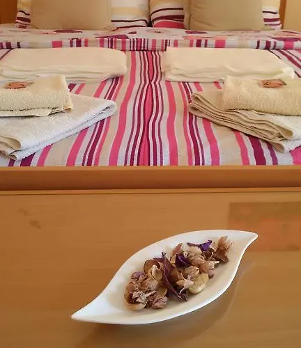 Oda ve Kahvaltı Osterija Na Planinci Divača